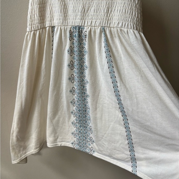 Decree Cream Boho Tank Top - Picture 2 of 9